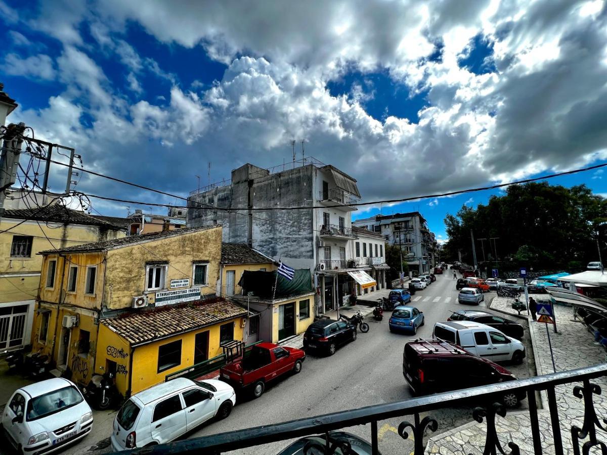 Travelers Luxury Suites, Studios & Apartments Corfu  Eksteriør billede