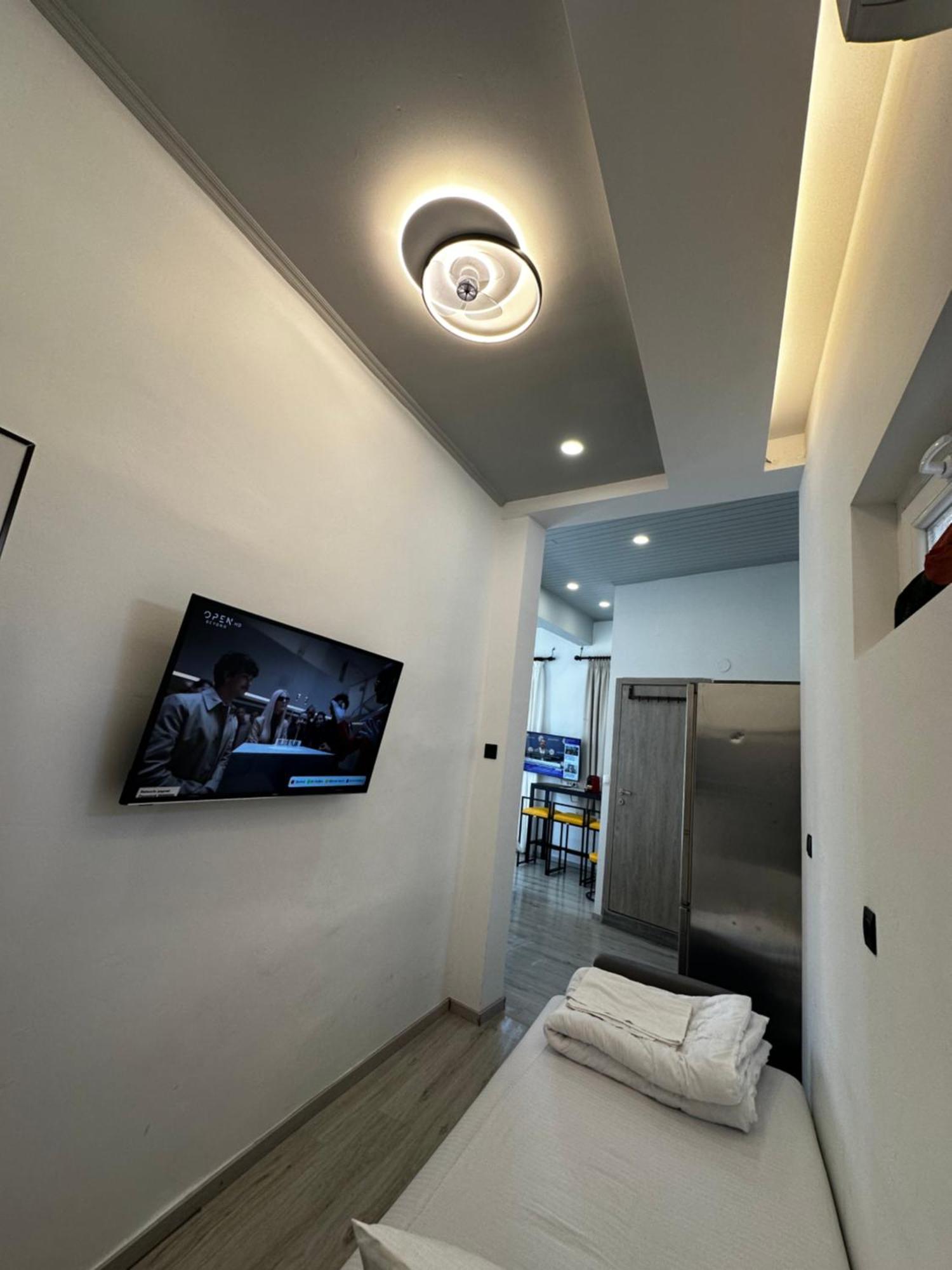 Travelers Luxury Suites, Studios & Apartments Corfu  Eksteriør billede