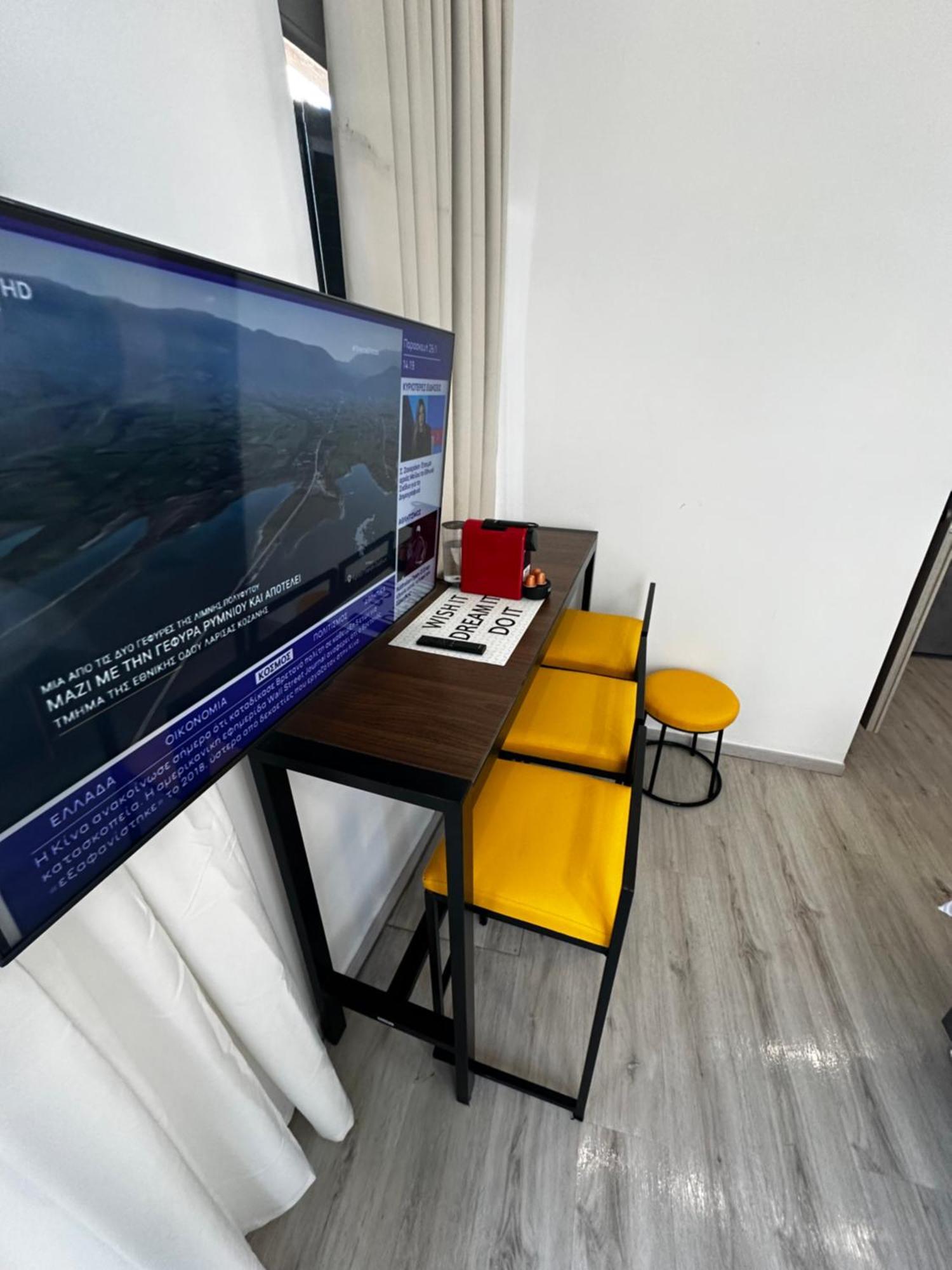 Travelers Luxury Suites, Studios & Apartments Corfu  Eksteriør billede