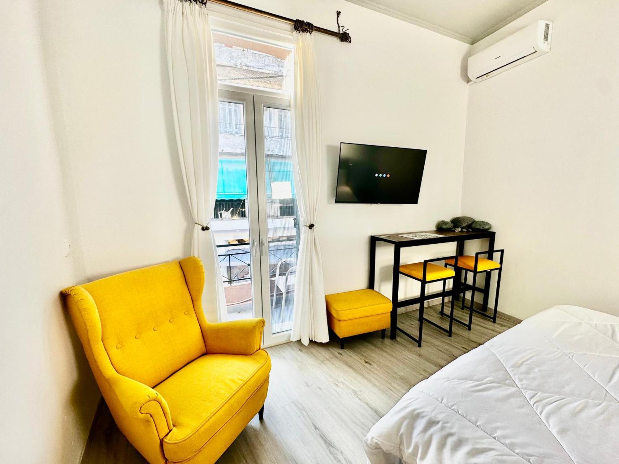 Travelers Luxury Suites, Studios & Apartments Corfu  Eksteriør billede