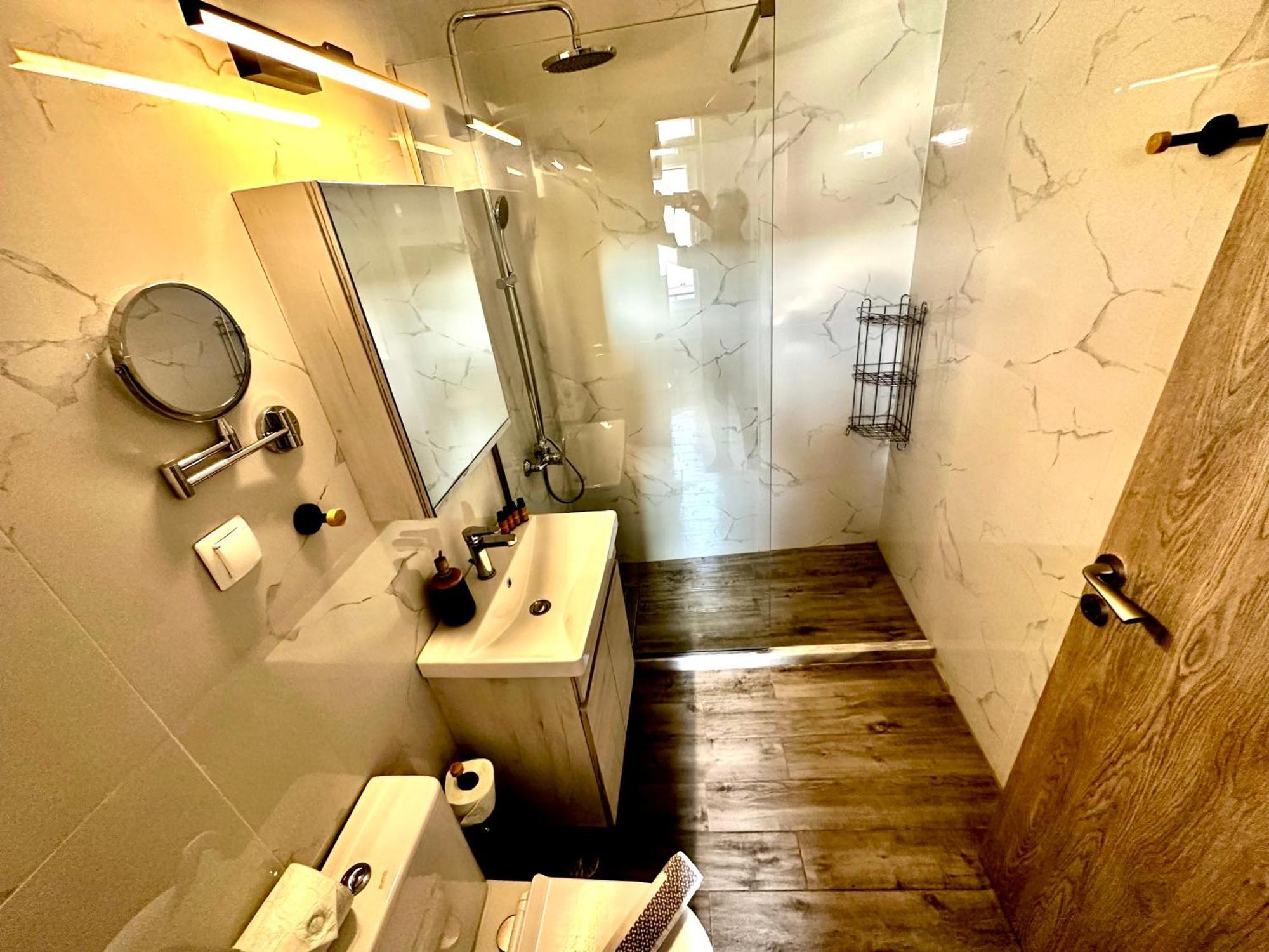 Travelers Luxury Suites, Studios & Apartments Corfu  Eksteriør billede