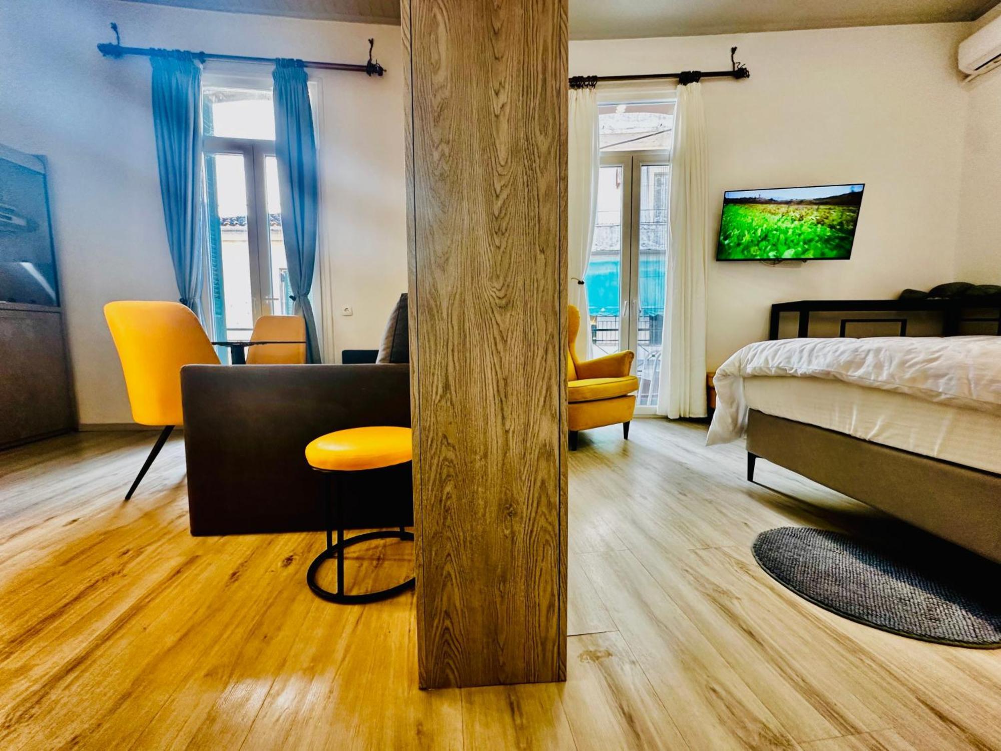 Travelers Luxury Suites, Studios & Apartments Corfu  Eksteriør billede
