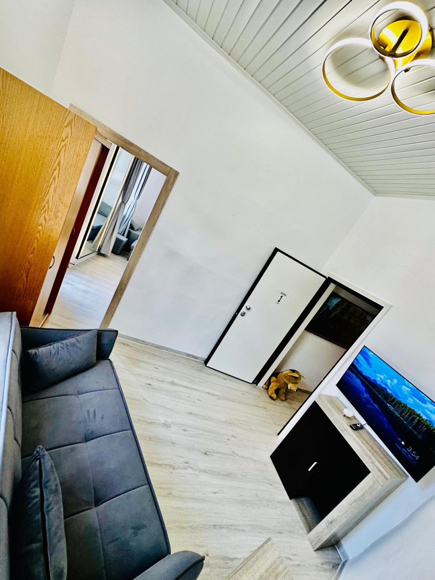 Travelers Luxury Suites, Studios & Apartments Corfu  Eksteriør billede