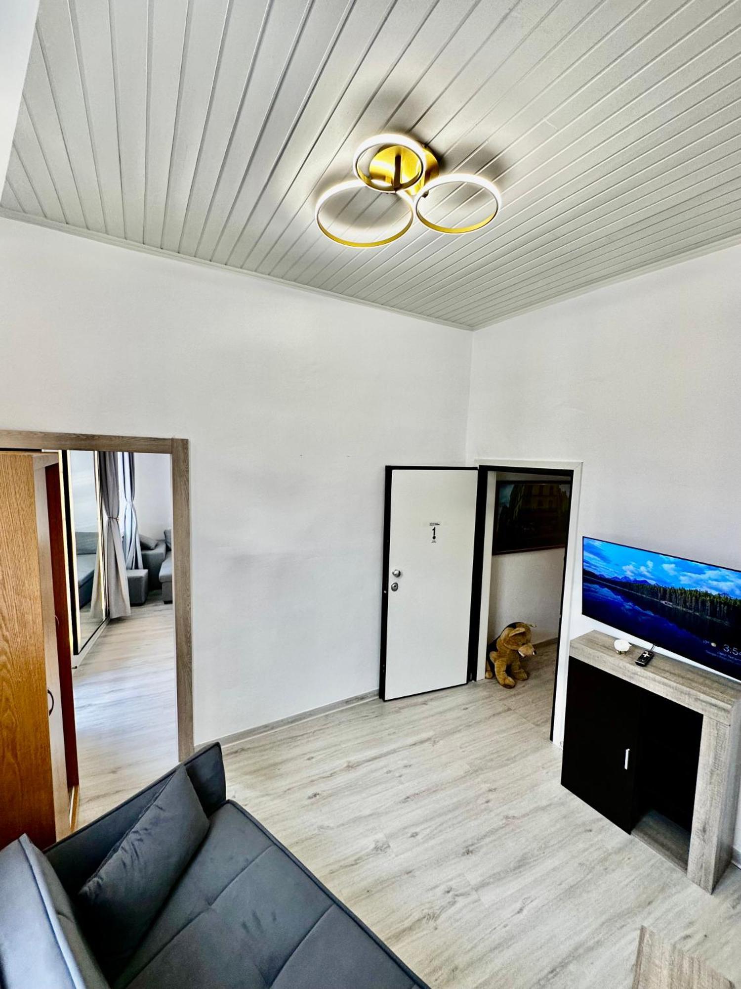 Travelers Luxury Suites, Studios & Apartments Corfu  Eksteriør billede